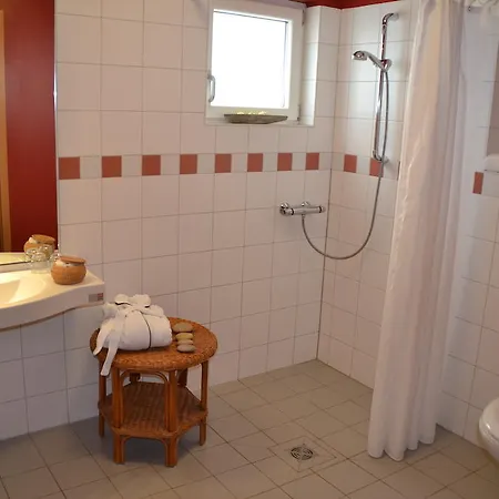 Christian Jensen Kolleg Und Gaestehaeuser Breklum