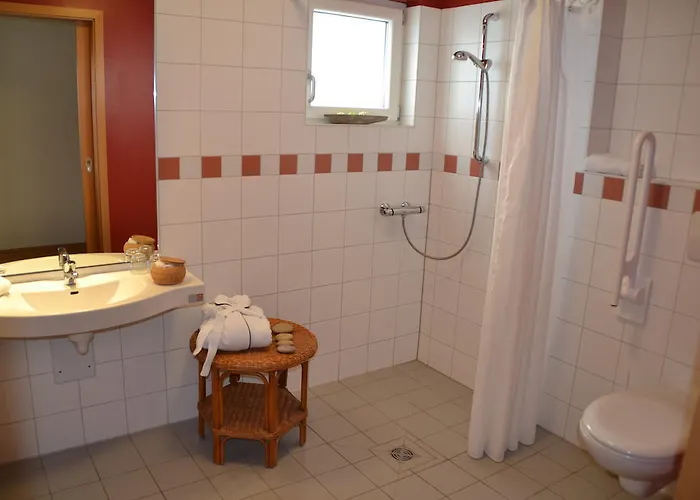 Christian Jensen Kolleg Und Gaestehaeuser Breklum